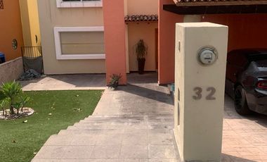 CASA EN VENTA EN LAS CAÑADAS
