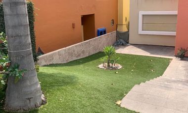 CASA EN VENTA EN LAS CAÑADAS