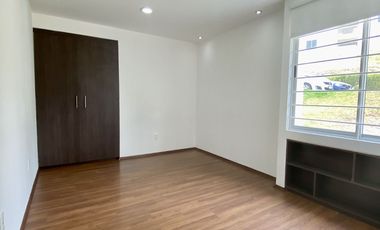 Departamento de 3 recámaras planta baja LAGO ESMERALDA