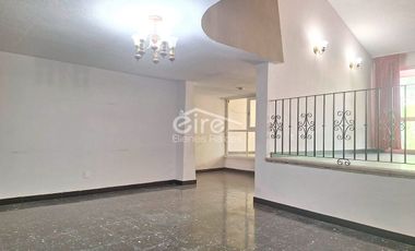 Casa en Venta en JaCasa en Venta en Jardines del Sol, Zapopan, Jalisco  rdines del Sol, Zapopan, Jalisco
