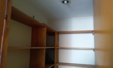 Casa en Coyoacán a 2 Calles de Miguel Ángel De Quevedo. 5 Recamaras, 4 Baños Únicamente 4 casa.