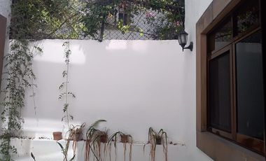 Casa en Coyoacán a 2 Calles de Miguel Ángel De Quevedo. 5 Recamaras, 4 Baños Únicamente 4 casa.