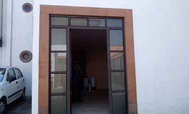 Casa en Coyoacán a 2 Calles de Miguel Ángel De Quevedo. 5 Recamaras, 4 Baños Únicamente 4 casa.