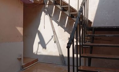 Casa a 3 Calles de Bulevar Adolfo López Mateos, Atizapán, 4 Recamaras, 2  Baños