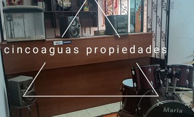 Casa esquina con local comercial en Quilicura