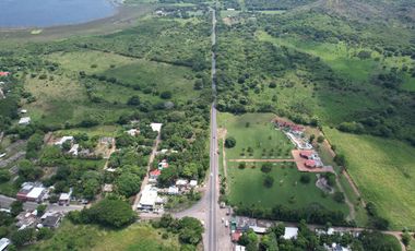 Terreno en Venta - Potrero de la Laguna muy cerca del Fraccionamiento el Farallón