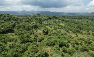 Terreno en Venta - Potrero de la Laguna muy cerca del Fraccionamiento el Farallón