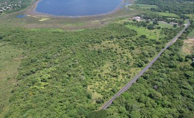 Terreno en Venta - Potrero de la Laguna muy cerca del Fraccionamiento el Farallón