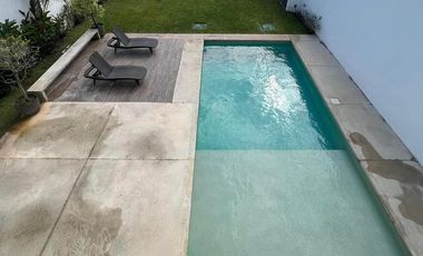 Residencia en Venta en Privada Arbórea Conkal Yucatán