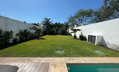 Residencia en Venta en Privada Arbórea Conkal Yucatán