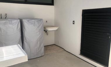 Residencia en Venta en Privada Arbórea Conkal Yucatán