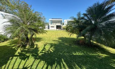 Residencia en Venta en Privada Arbórea Conkal Yucatán