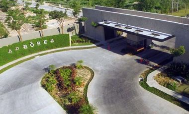 Residencia en Venta en Privada Arbórea Conkal Yucatán