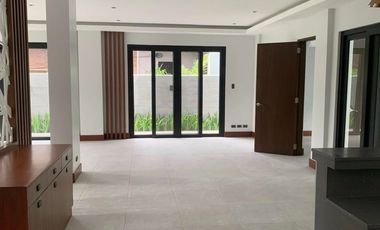 MODERN MASTERPIECE FOR SALE in Ayala Alabang Village