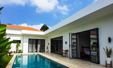 MODERN VILLA WITH 3 BEDROOMS IN CANGGU - BALI