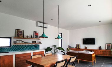 MODERN VILLA WITH 3 BEDROOMS IN CANGGU - BALI