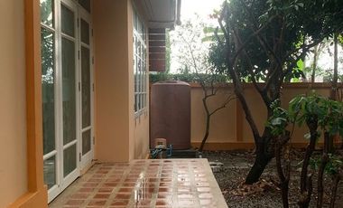 92557 - ขายบ้านเดี่ยว หมู่บ้านวงศ์กรริเวอร์วิว ริมแม่น้ำบางปะกง บรรยากาศดี ใกล้วัดหลวงพ่อโสธร
