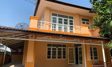 92557 - ขายบ้านเดี่ยว หมู่บ้านวงศ์กรริเวอร์วิว ริมแม่น้ำบางปะกง บรรยากาศดี ใกล้วัดหลวงพ่อโสธร
