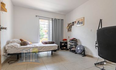 Casa en Esquina por Av Frente a Parque cerca del ITESO y Club Bancario