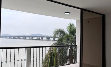 Vendo casa 5 Dormitorios Via a Samborondon