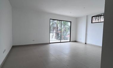 Vendo casa 5 Dormitorios Via a Samborondon