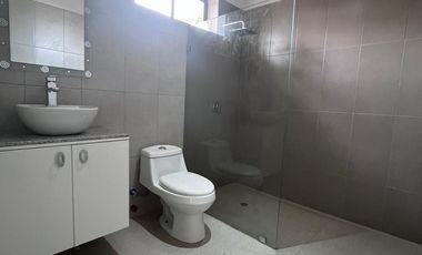 Vendo casa 5 Dormitorios Via a Samborondon