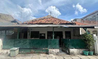 Dijual Rumah Tua Hitung Tanah di Ampasit Cideng LT 219 m2 Lingkungan Bagus