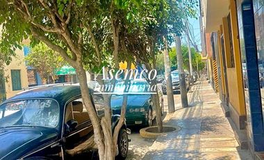 ¡Oportunidad en SURQUILLO! VENTA de CASA Bien Ubicada