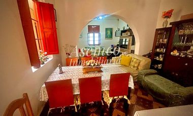 ¡Oportunidad en SURQUILLO! VENTA de CASA Bien Ubicada