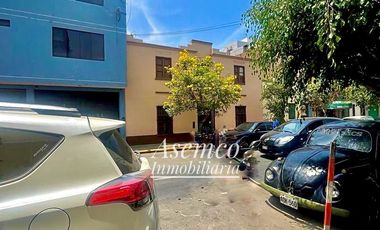 ¡Oportunidad en SURQUILLO! VENTA de CASA Bien Ubicada