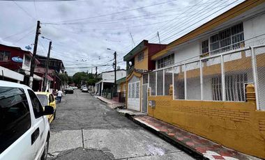 Vendo Casa en Villavicencio, barrio el Emporio.
