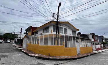 Vendo Casa en Villavicencio, barrio el Emporio.