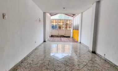 Vendo Casa en Villavicencio, barrio el Emporio.