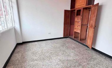 Vendo Casa en Villavicencio, barrio el Emporio.