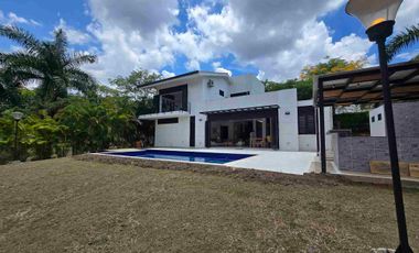 VENDO ESPECTACULAR CASA DE DESCANSO EN ANAPOIMA CUNDINAMARCA  EN CONDOMINIO.