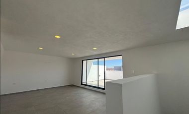 GRAN CASA EN VENTA PARQUE NAYARIT, LOMAS DE ANGELÓPOLIS, PUEBLA
