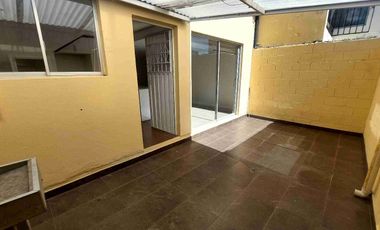 Venta de casa, Diego de Vásquez, 3 habitaciones, garaje, sector Einstein
