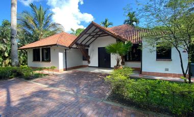 CASA CAMPESTRE EN ARRIENDO EN VILLAVICENCIO