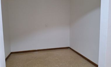 RENTO AMPLIO APARTAMENTO EN LA CASTELLANA