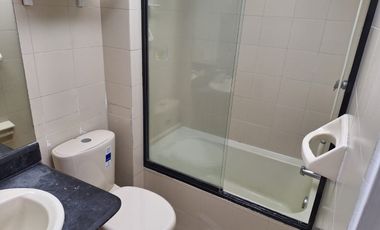 RENTO AMPLIO APARTAMENTO EN LA CASTELLANA