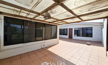 VENTA CASA, URB ALBATROS, MOLLENDO