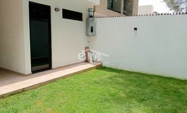 Casa en Venta en Punto Sur II ( Punto Sur Este), Tlajomulco de Zúñiga, Jalisco.