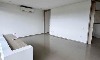 Espectacular apto duplex, tres habitaciones con baño independiente y terraza, baños social, ACUEDUCTO PROPIO! Dos parqueaderos, Zona Social con Piscina, Jacuzzi, Sauna y BBQ
