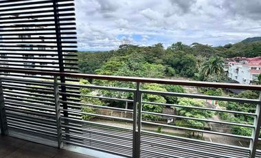 Espectacular apto duplex, tres habitaciones con baño independiente y terraza, baños social, ACUEDUCTO PROPIO! Dos parqueaderos, Zona Social con Piscina, Jacuzzi, Sauna y BBQ