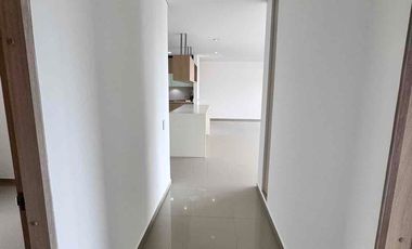 Espectacular apto duplex, tres habitaciones con baño independiente y terraza, baños social, ACUEDUCTO PROPIO! Dos parqueaderos, Zona Social con Piscina, Jacuzzi, Sauna y BBQ
