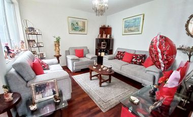 Casa en Condominio en Calle Las Palomas, Surquillo.