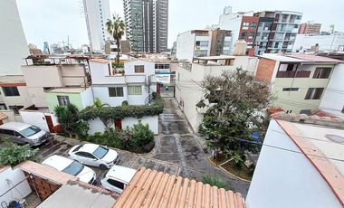 Casa en Condominio en Calle Las Palomas, Surquillo.