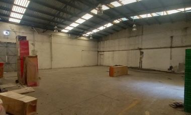 Bodega en Venta: Alta Rentabilidad y Ubicación de Esquina en Santa María, Puebla.