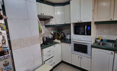 Excelente departamento con amplios espacios a pasos de la Av. Alemania
