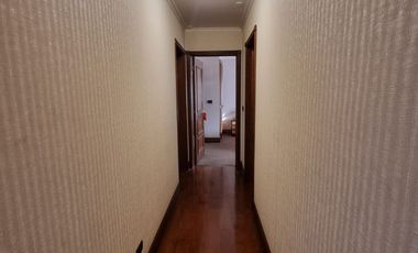 Excelente departamento con amplios espacios a pasos de la Av. Alemania